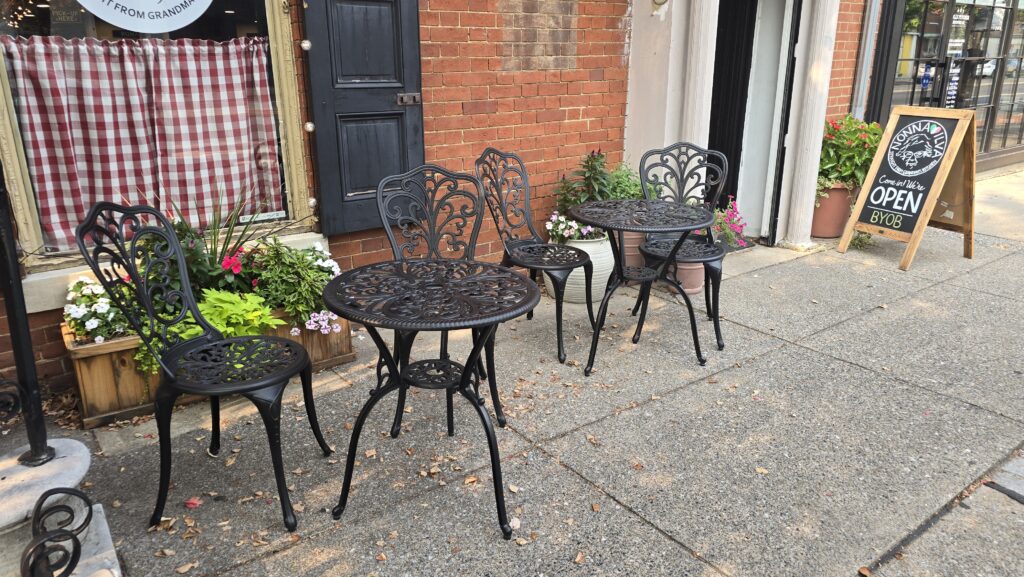 close up image of sidewalk seating and tables at Nonna Ilva in Carlisle, PA - Carlisle, PA Pizza Reviews - Awesome Carlisle!